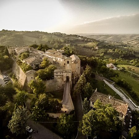 Castello Di Montegridolfo Spa Resort Exterior photo