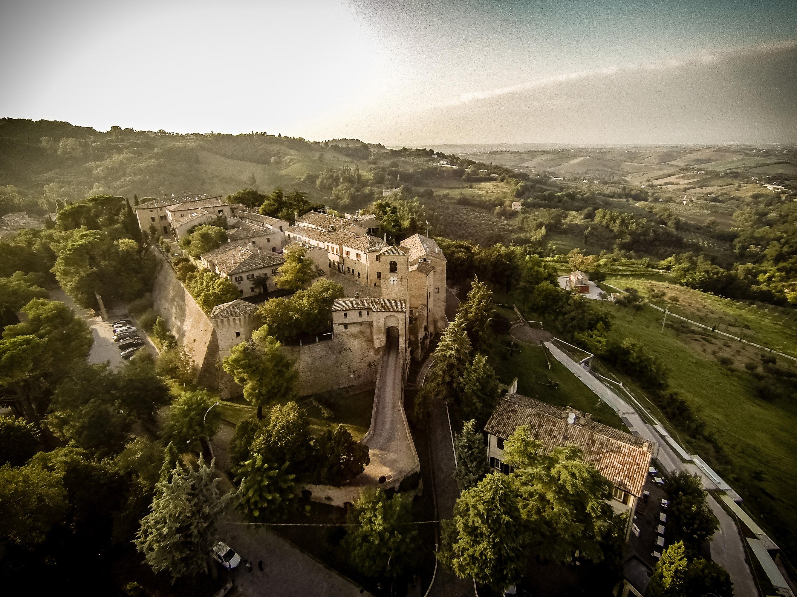 Castello Di Montegridolfo Spa Resort Exterior photo