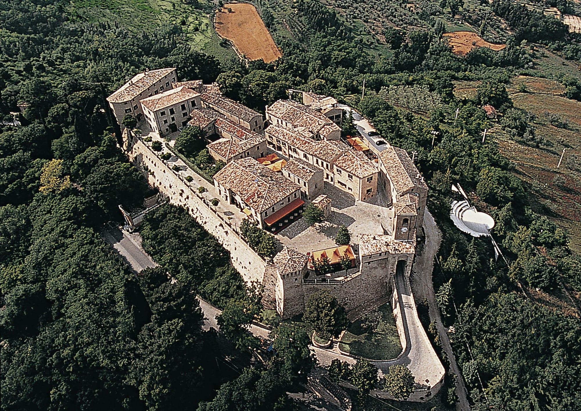 Castello Di Montegridolfo Spa Resort Exterior photo