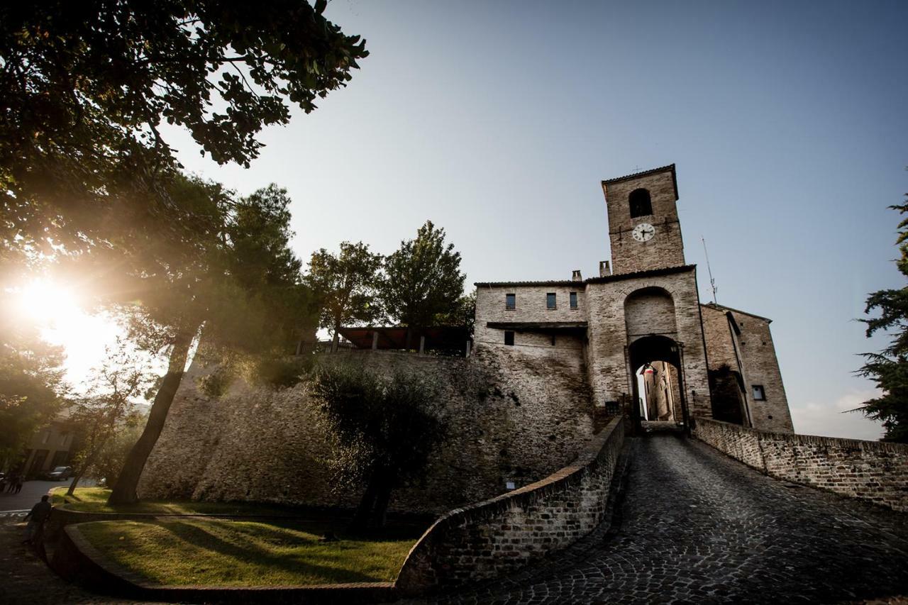 Castello Di Montegridolfo Spa Resort Exterior photo